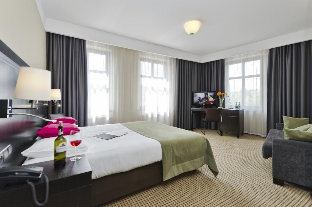 Hotel Fado Spa & Restaurant Świdnica Pokoj fotografie