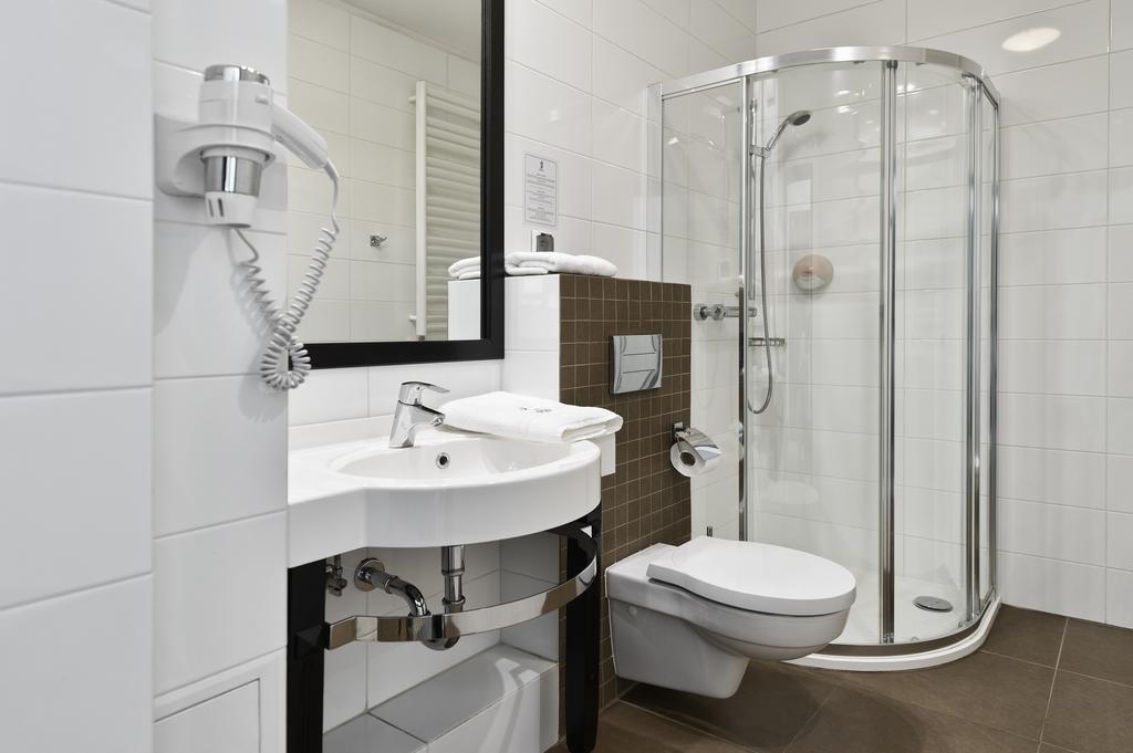 Hotel Fado Spa & Restaurant Świdnica Exteriér fotografie